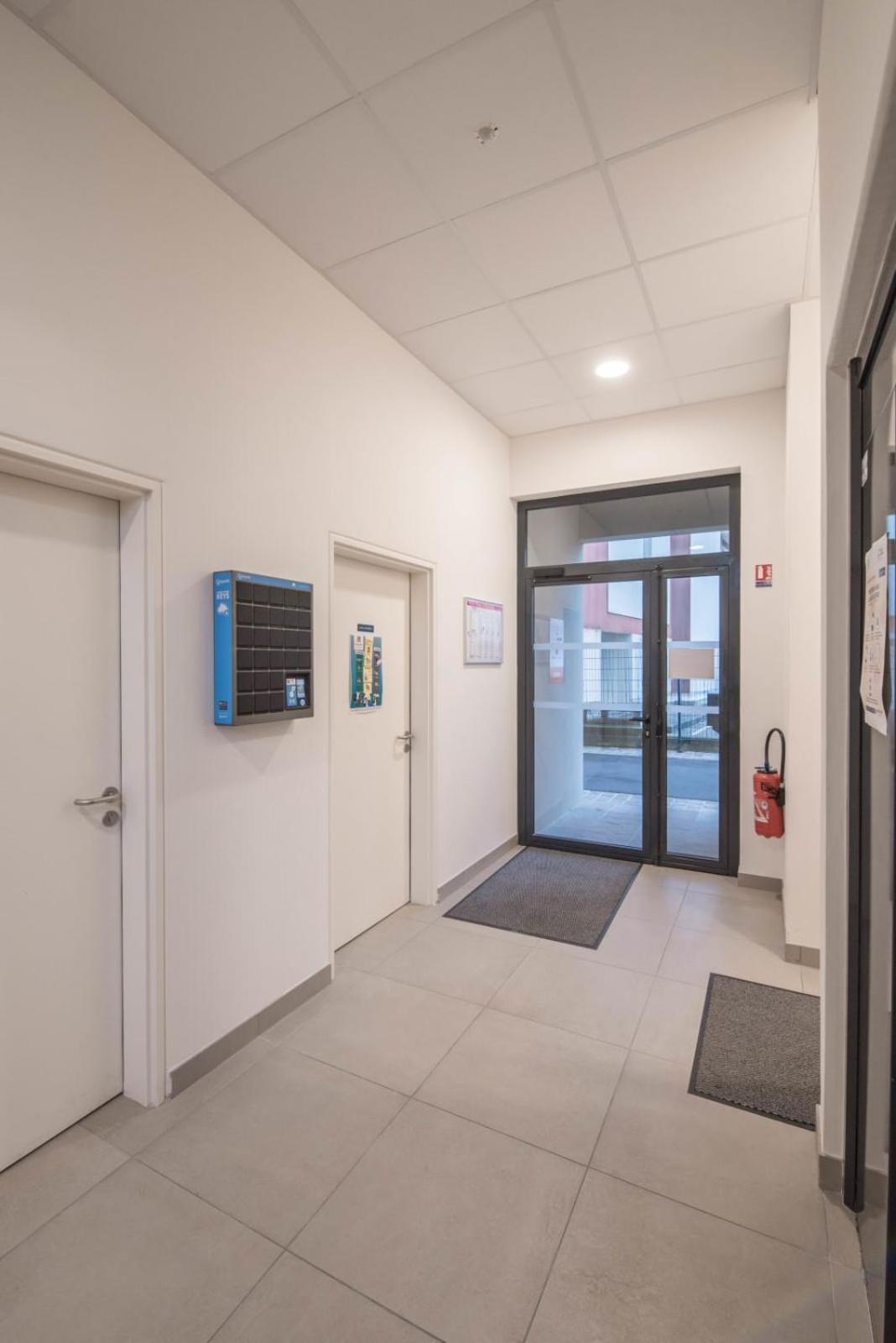 Pierrick - Studio Wifi Et Gare Apartment Le Mans Exterior foto